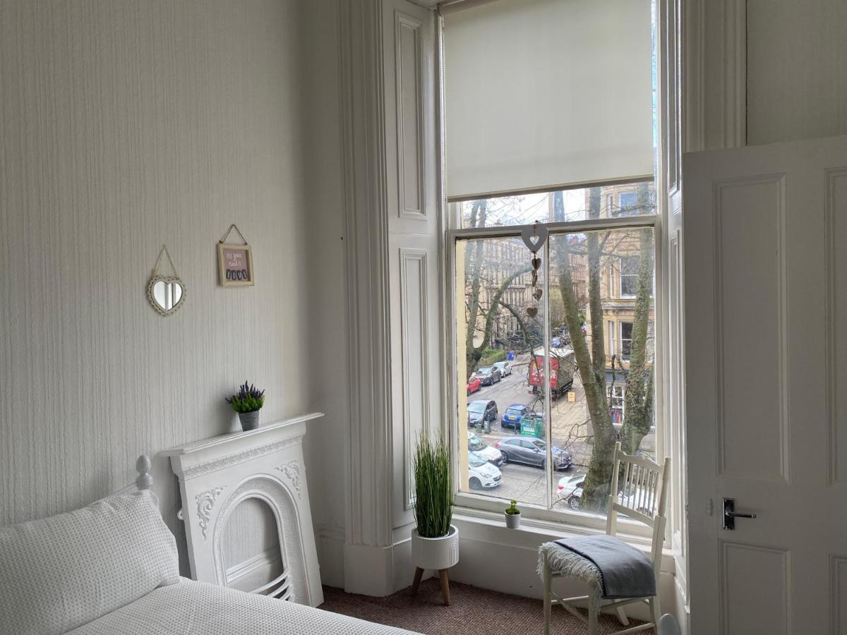 Captivating Apartment In Glasgow Westend Uk Bagian luar foto