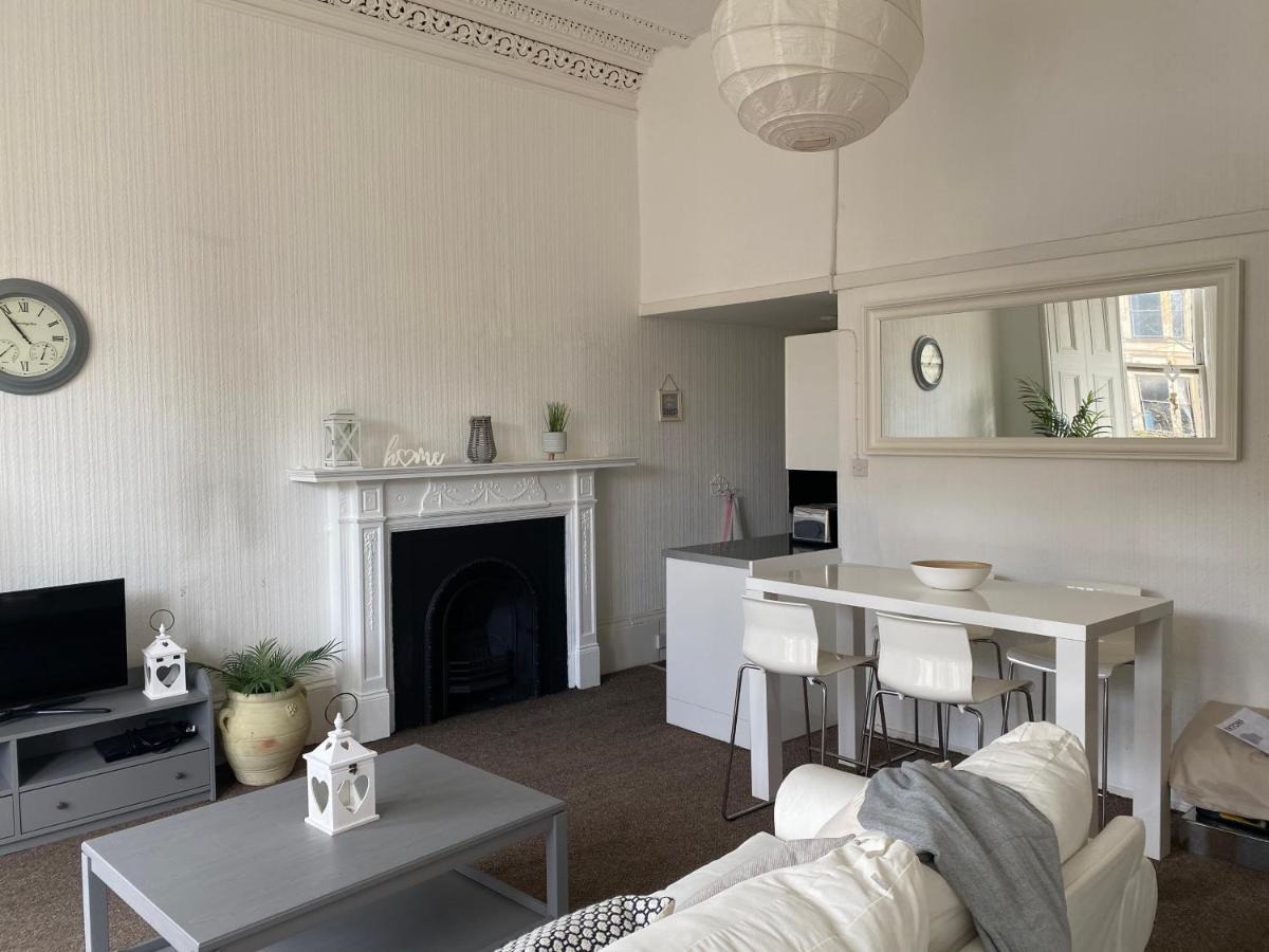 Captivating Apartment In Glasgow Westend Uk Bagian luar foto